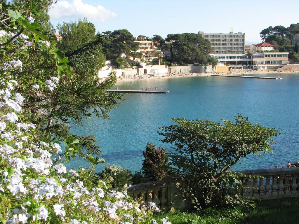 Residence Le Bosquet Bandol Bagian luar foto